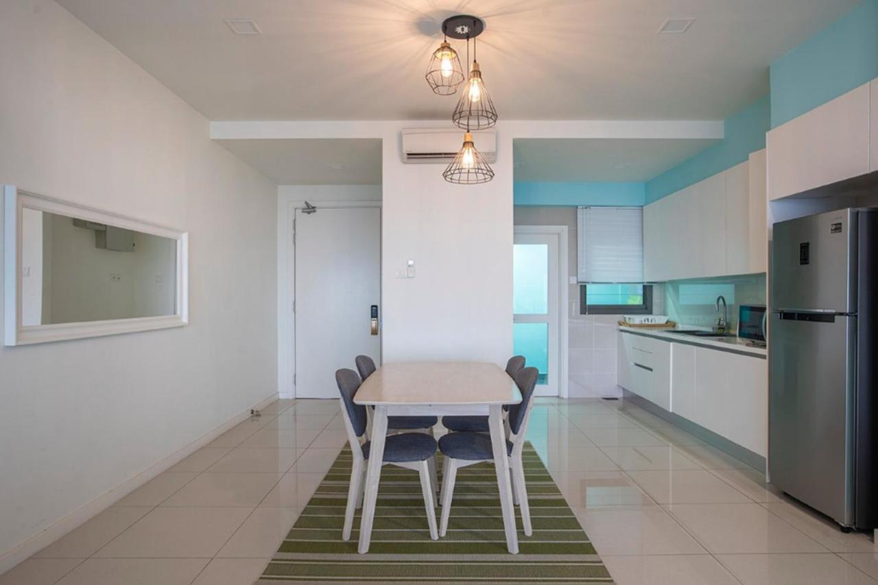 Iskandar Residences 3 Bedroom Nusajaya  Extérieur photo